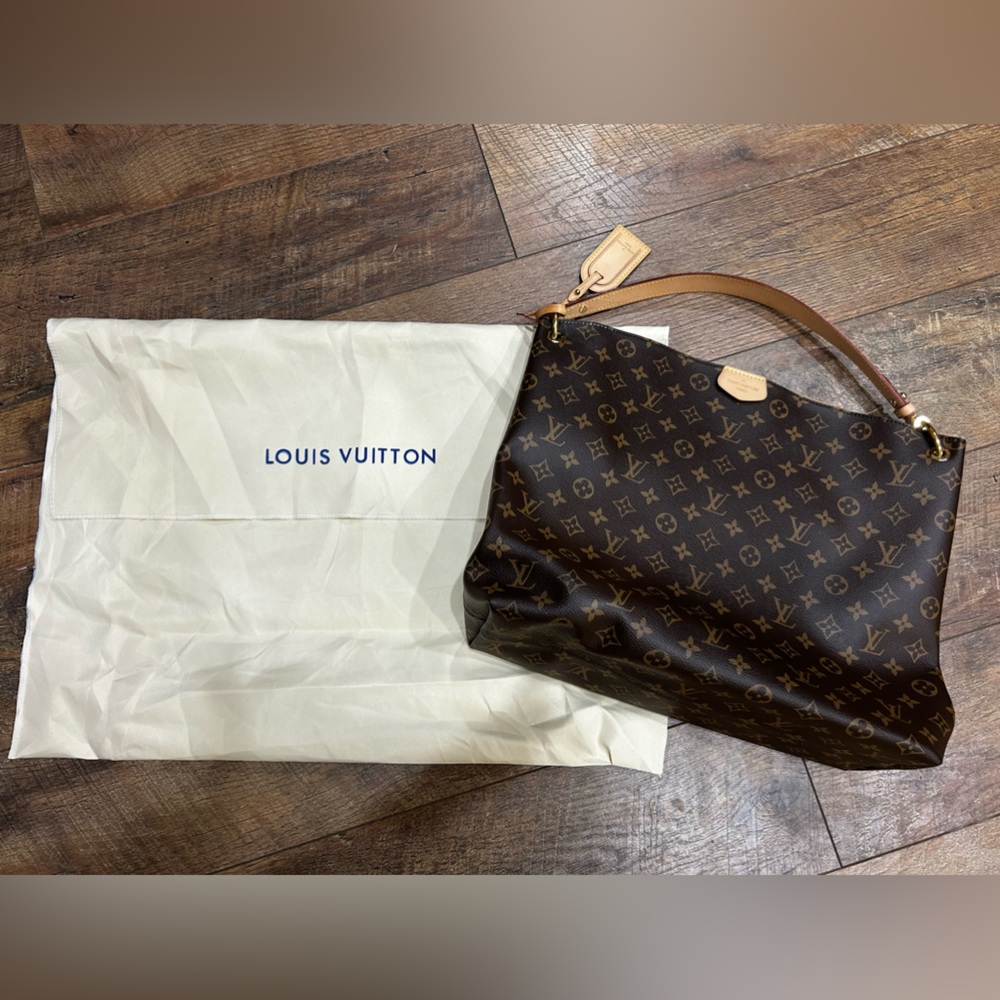 Louis Vuitton Graceful